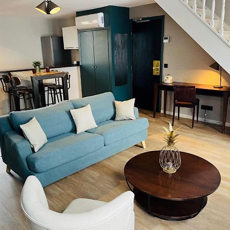 Hotel Le Cardinal Rueil Centre Eksteriør billede