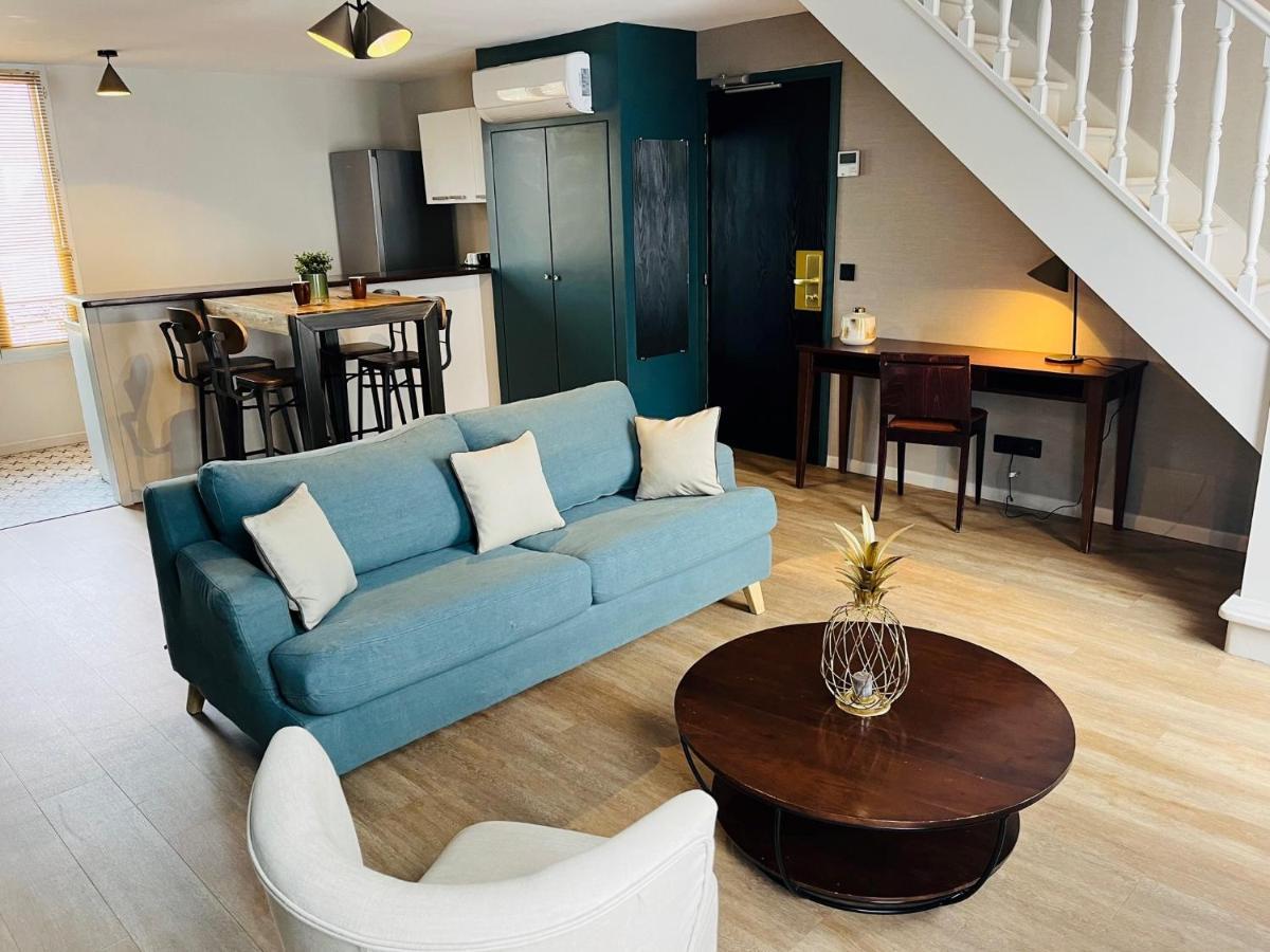Hotel Le Cardinal Rueil Centre Eksteriør billede